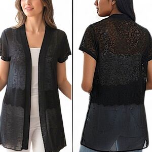 ♥️Beautiful Short Sleeve Open Cardigan w/Embroidered Detail by August Silk
